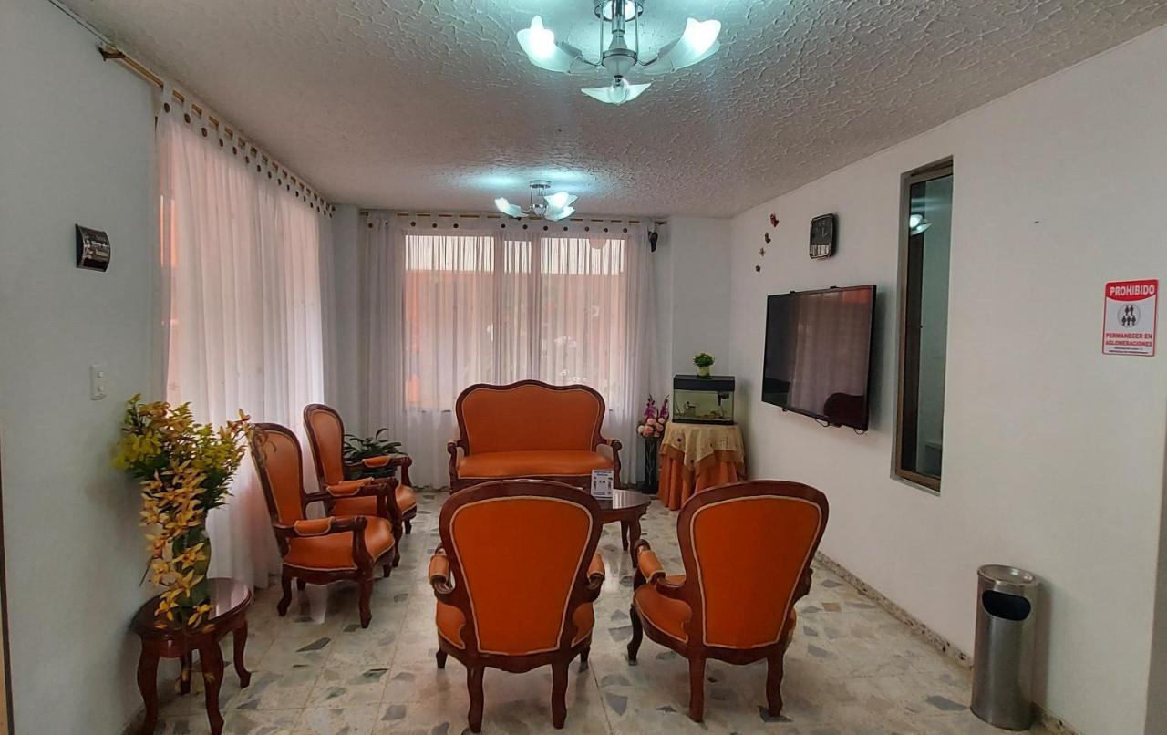 Hotel Emperador Barbosa  Bagian luar foto